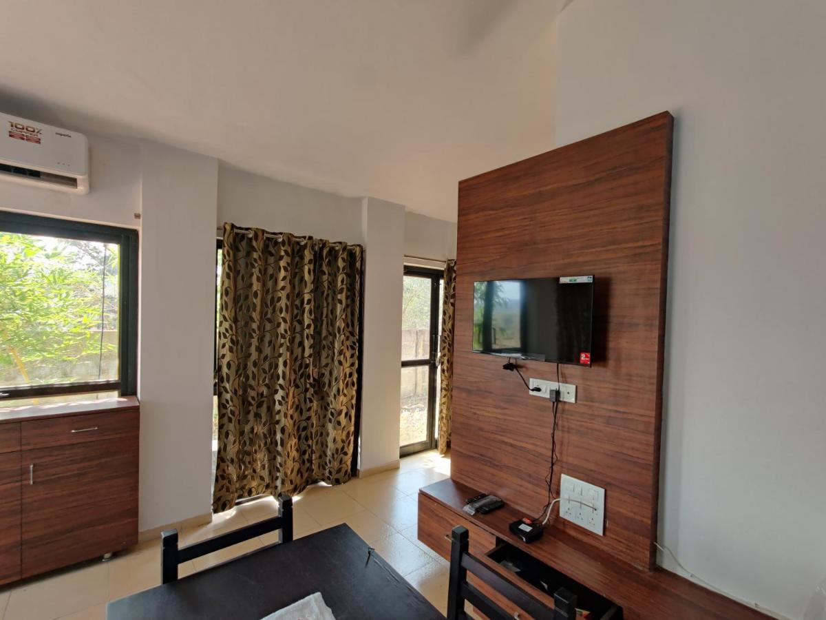 Jenjon Karjat Resort - One Bhk Premium Chalet With Optional Swimming Pool Exterior photo